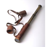 TELESCOPE BRASS IN LEATHER CASE/SOLD